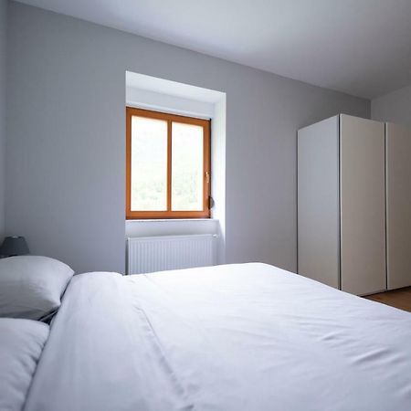 Hisa Urska Apartment Log pod Mangartom Bagian luar foto