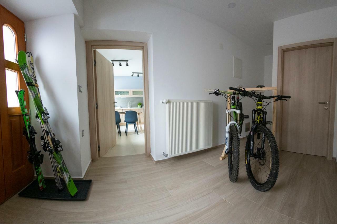 Hisa Urska Apartment Log pod Mangartom Bagian luar foto